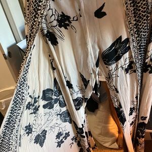 Billabong Cover up Pants